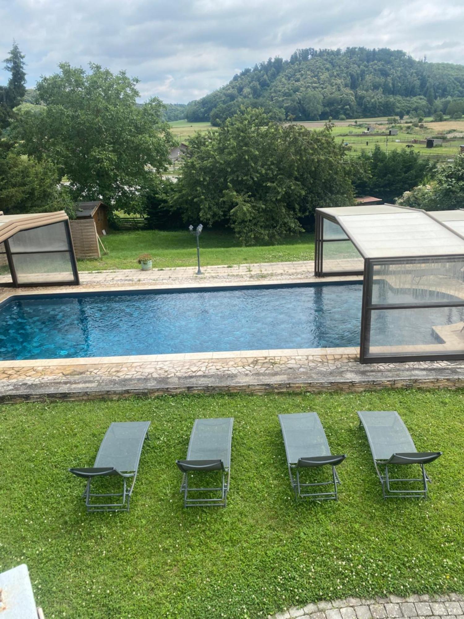Maison 3 Chambres, 3 Sdb, Terrasse, Piscine, Hébergement de vacances *