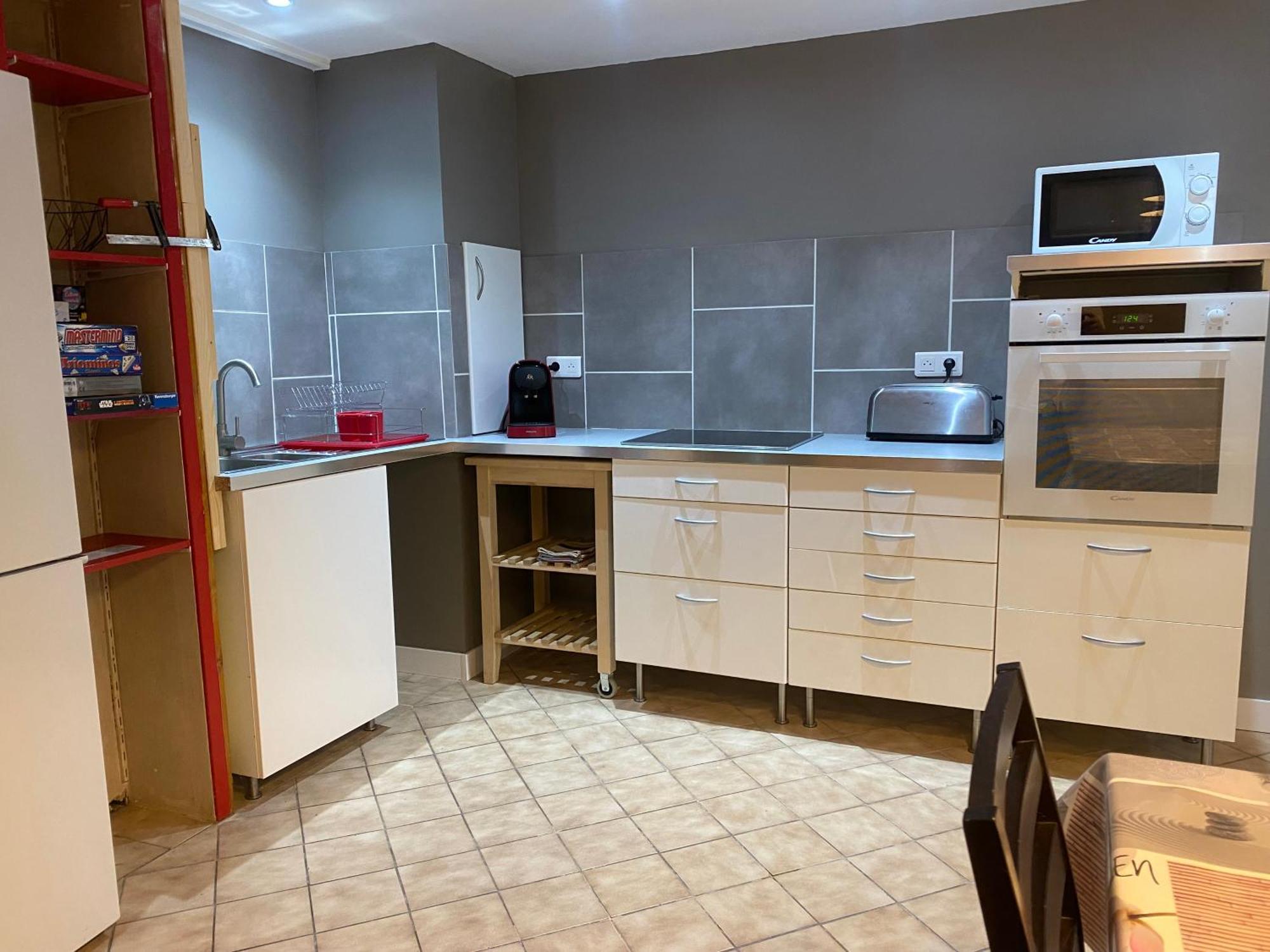 Maison 3 Chambres, 3 Sdb, Terrasse, Piscine, Hébergement de vacances Meyrie